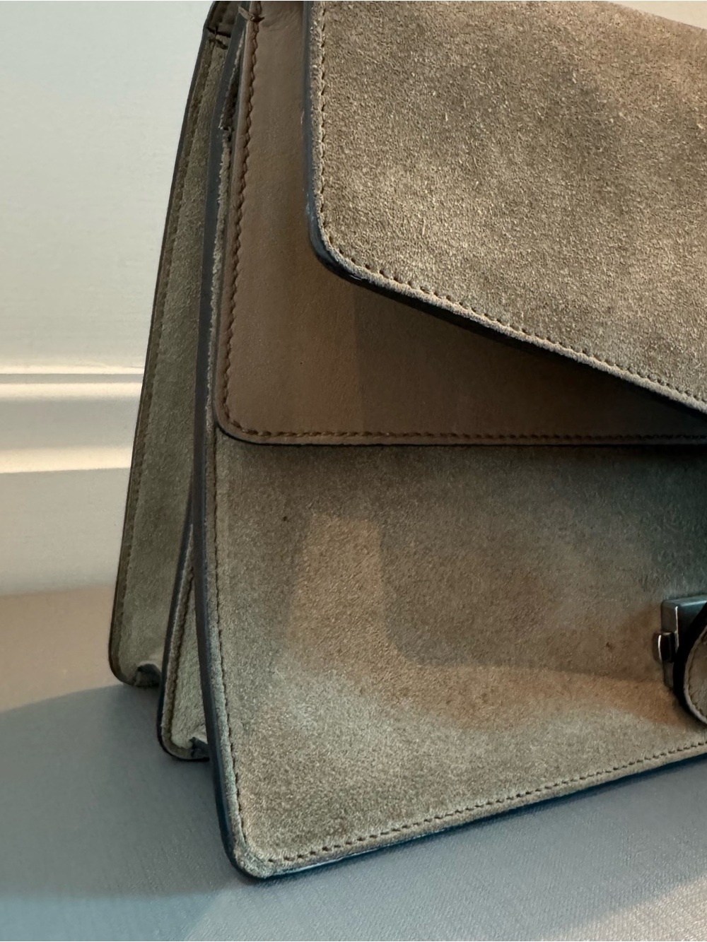 Gucci — Dionysus Suede Leather Bag (Large) - Picture 4 of 13